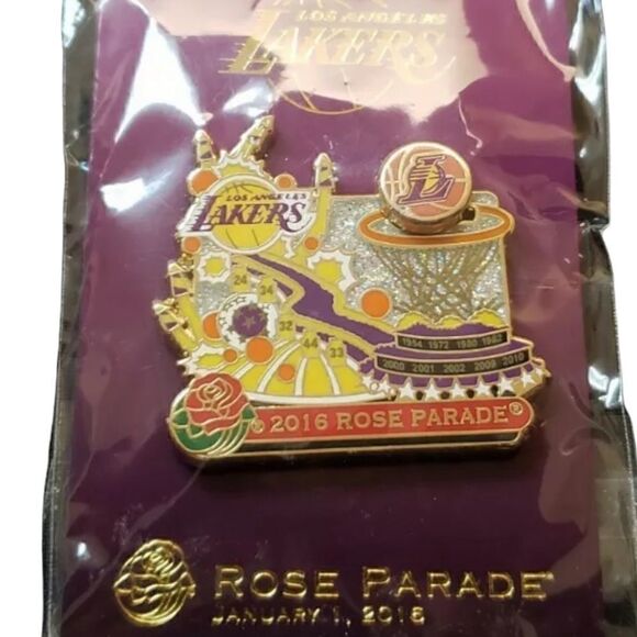 New 2016 Los Angeles LAKERS Rose Parade  Exclusive Season Holders PIN - Picture 4 of 5